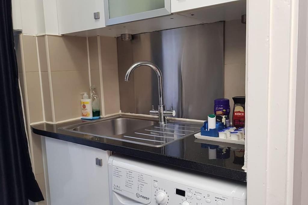 Studio Apt With Huge Balcony Near Oxford St - Marble Arch - Hydepark London Exteriör bild